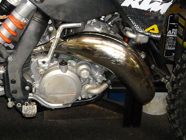 photo:KTM125EXC FMF Exhaust